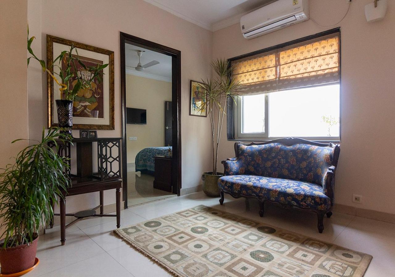 Neelam Bed & Breakfast Колката Екстериор снимка