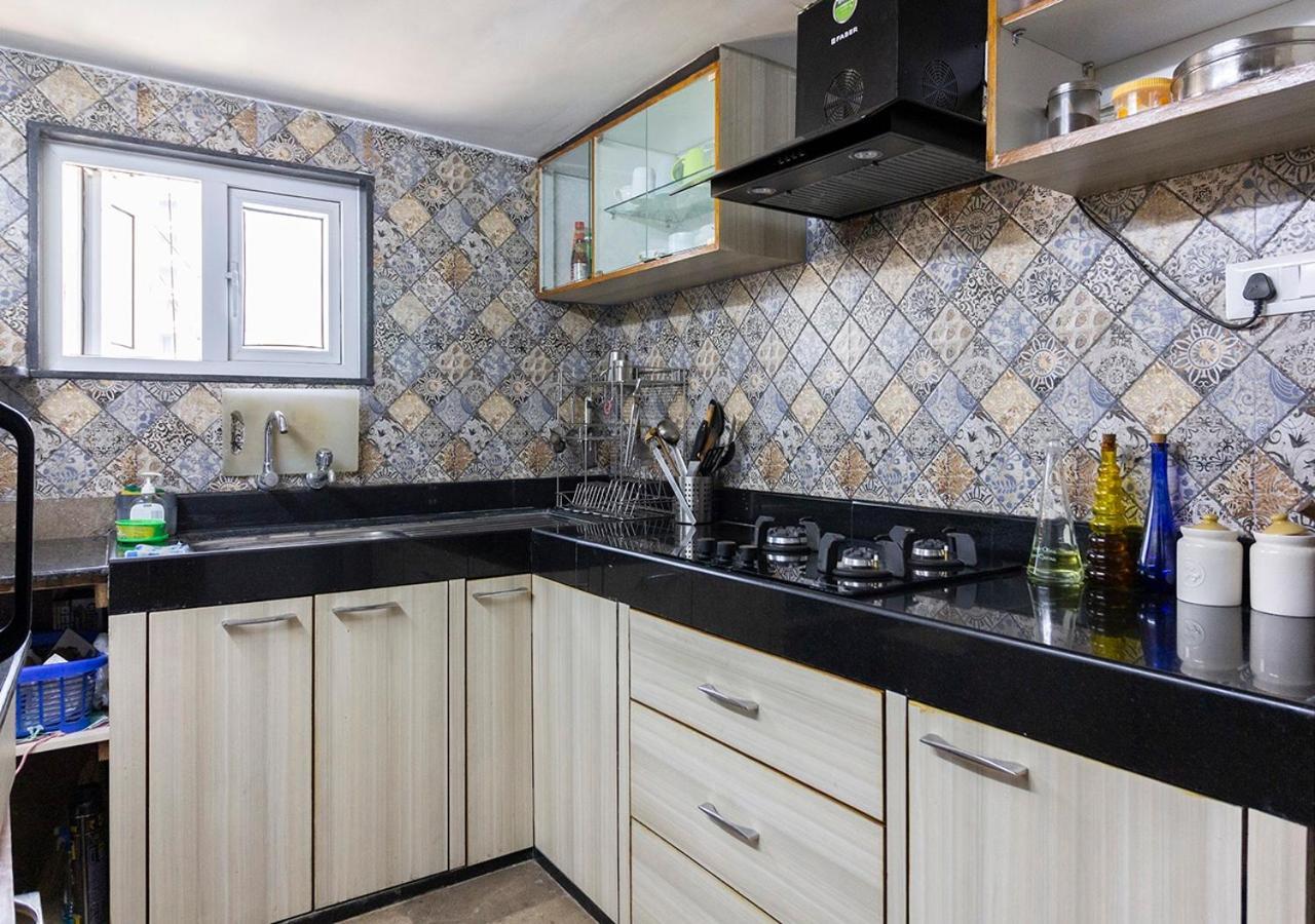Neelam Bed & Breakfast Колката Екстериор снимка