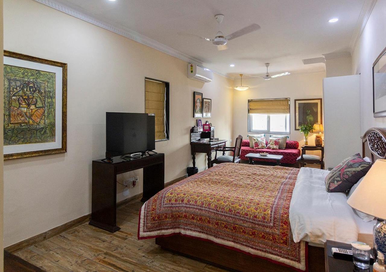 Neelam Bed & Breakfast Колката Екстериор снимка