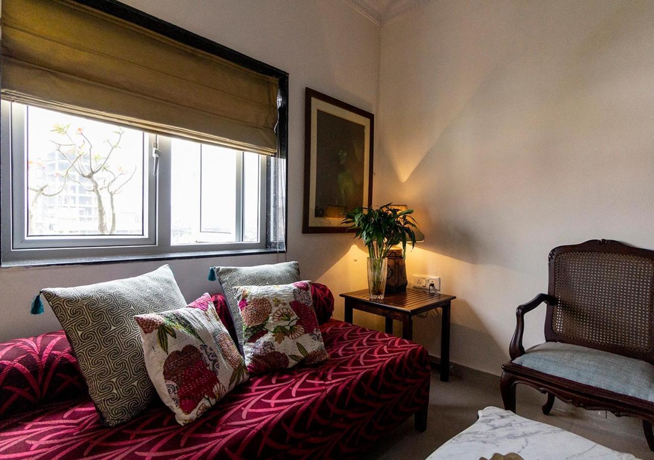 Neelam Bed & Breakfast Колката Екстериор снимка