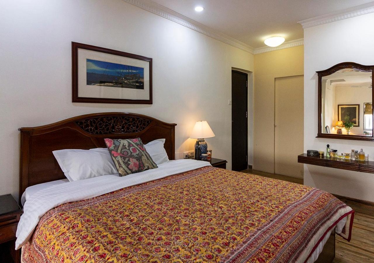 Neelam Bed & Breakfast Колката Екстериор снимка